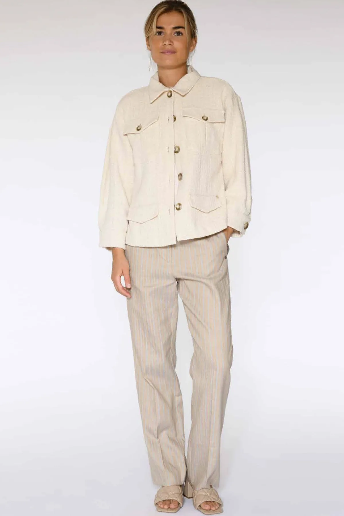 Amali Casual jacket 52303 | Creamy Beige | Jakke fra Gustav